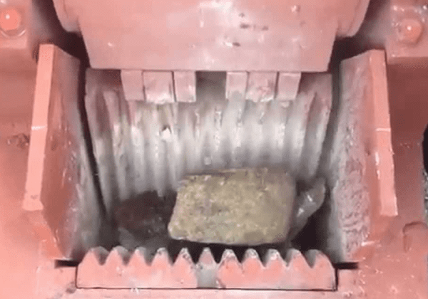 jaw crusher liner replacement safety risks